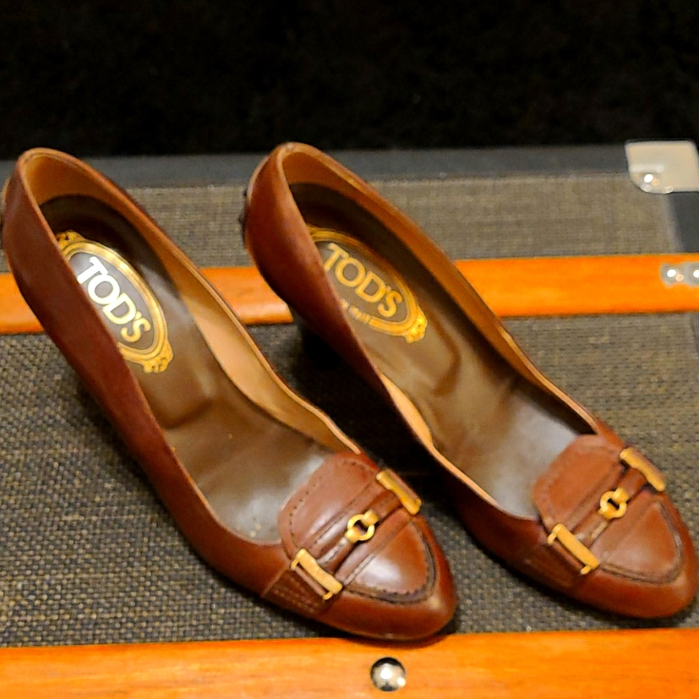 Tod's Saddle Leather Bit Vamp Heels
